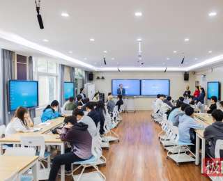 武汉工商学院储能微专业开班，培养能源电力复合型人才