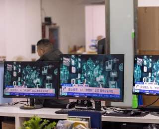 让AI与AI互相聊天，会聊出什么