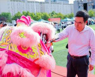 非遗手作、民族歌舞、趣味游艺，中南民大千人共赏中华文脉之美