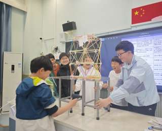 十年校庆科创赋能！汉阳墨水湖小学千余名学子化身“奇思妙想建筑师”同台竞技筑梦科学