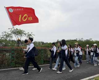在烟火气里读懂成长，黄陂六中“行走的大思政课”燃动青春