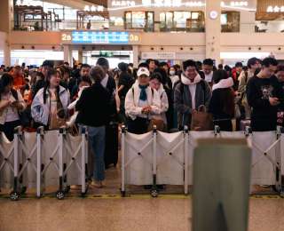 5月1日，武铁预计发送旅客122万人次