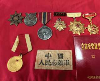 湖北二等功老兵一家五代从军 七枚军功章见证中国国防强起来
