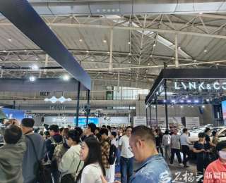 天山南北消费旺——2026年“五一”假期新疆消费市场见闻