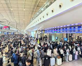 五一假期，武铁发送旅客527万人次