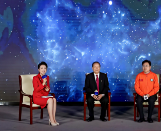 李德仁院士领衔，三代科研人在武汉同台