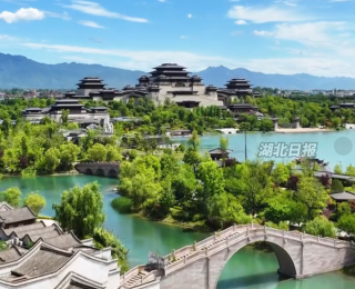 19小时卖光8000斤苹果感动全网 汉中回赠恩施文旅大礼：景区免票 酒店打折