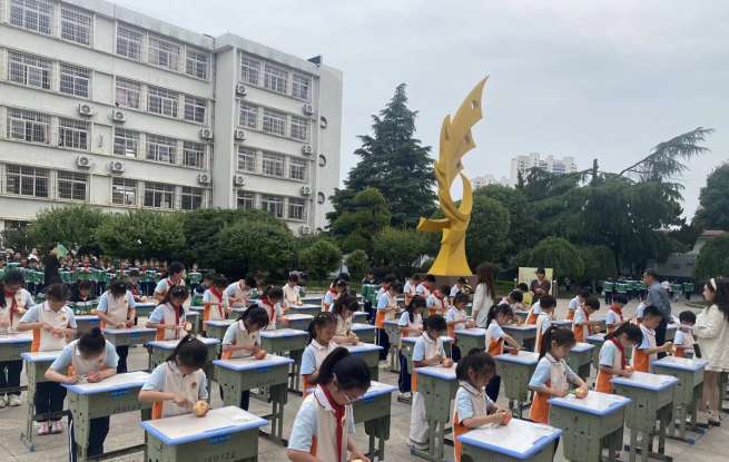 小学举办劳动素养比赛，让劳动教育浸润成长全程