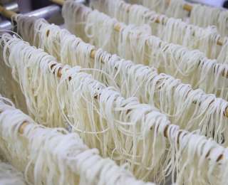 湖北恩施：一方豆皮 一城乡愁