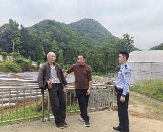 鹤峰五里：闻汛而动提前转移 暖心安置守护平安